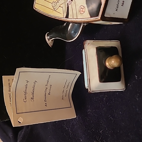 Collectible Miniature Teapot - Picture 4 of 7